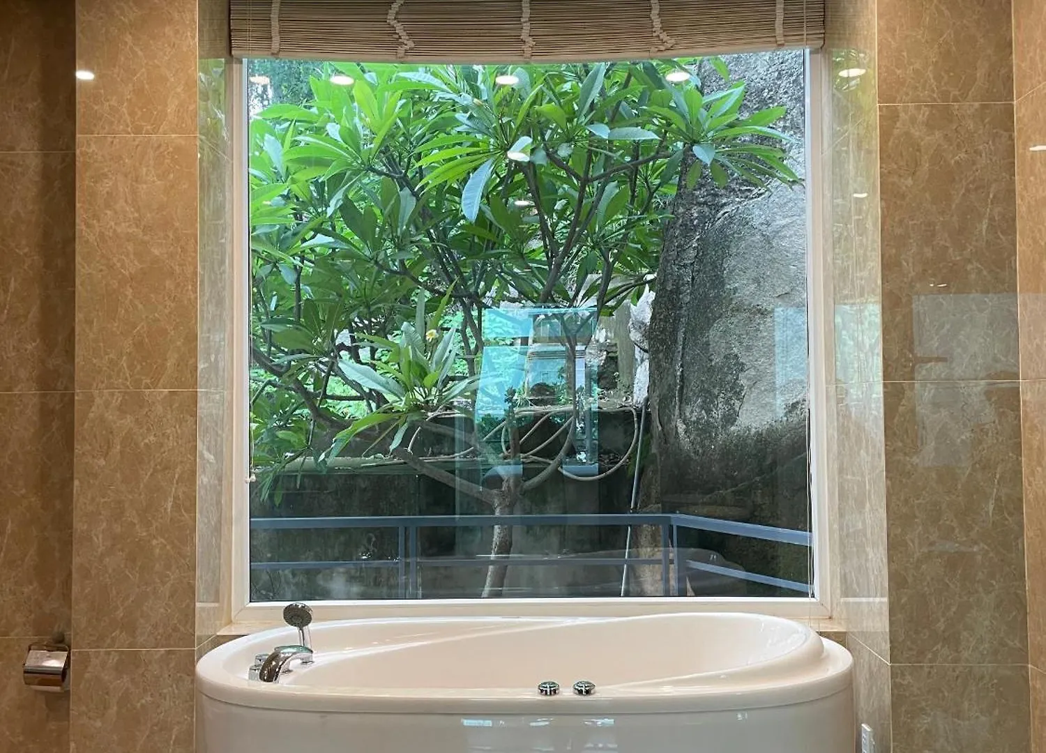 Cassabella Hotel & Apartments Vung Tau 3*,  Vietnam